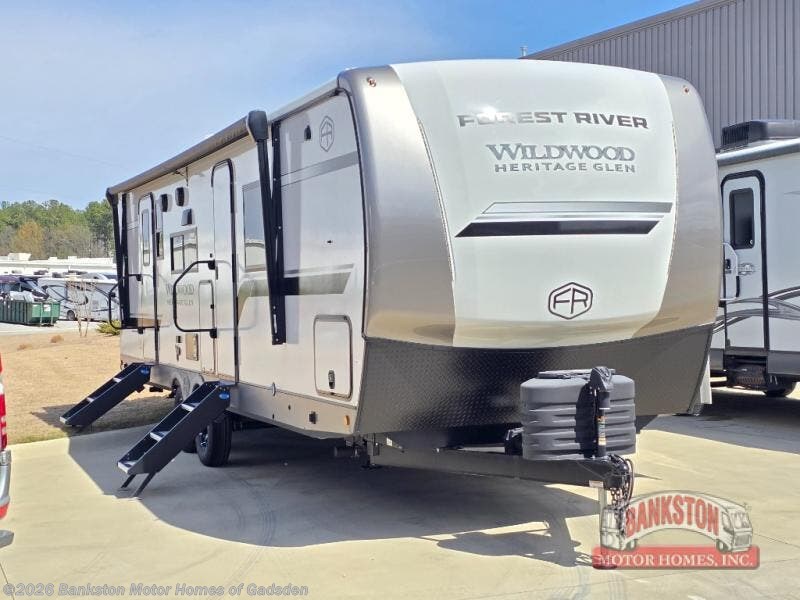 Used 2025 Forest River Wildwood Heritage Glen 265BSRB available in Attalla, Alabama