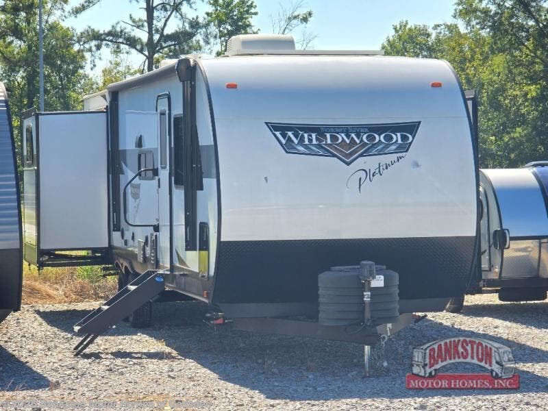 Used 2024  Forest River Wildwood 31KQBTSX by Forest River from Bankston Motor Homes of Gadsden in Attalla, AL