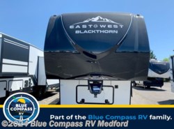 New 2024 East to West Blackthorn Half-Ton 27BH-OK available in Medford, Oregon