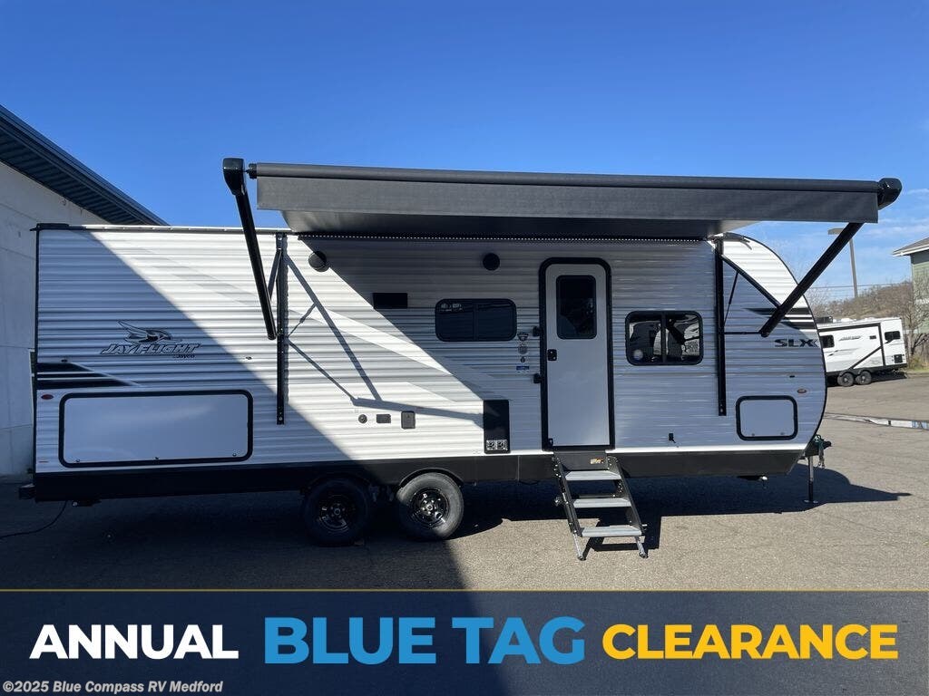 New 2025 Jayco Jay Flight SLX 235MBHW available in Medford, Oregon