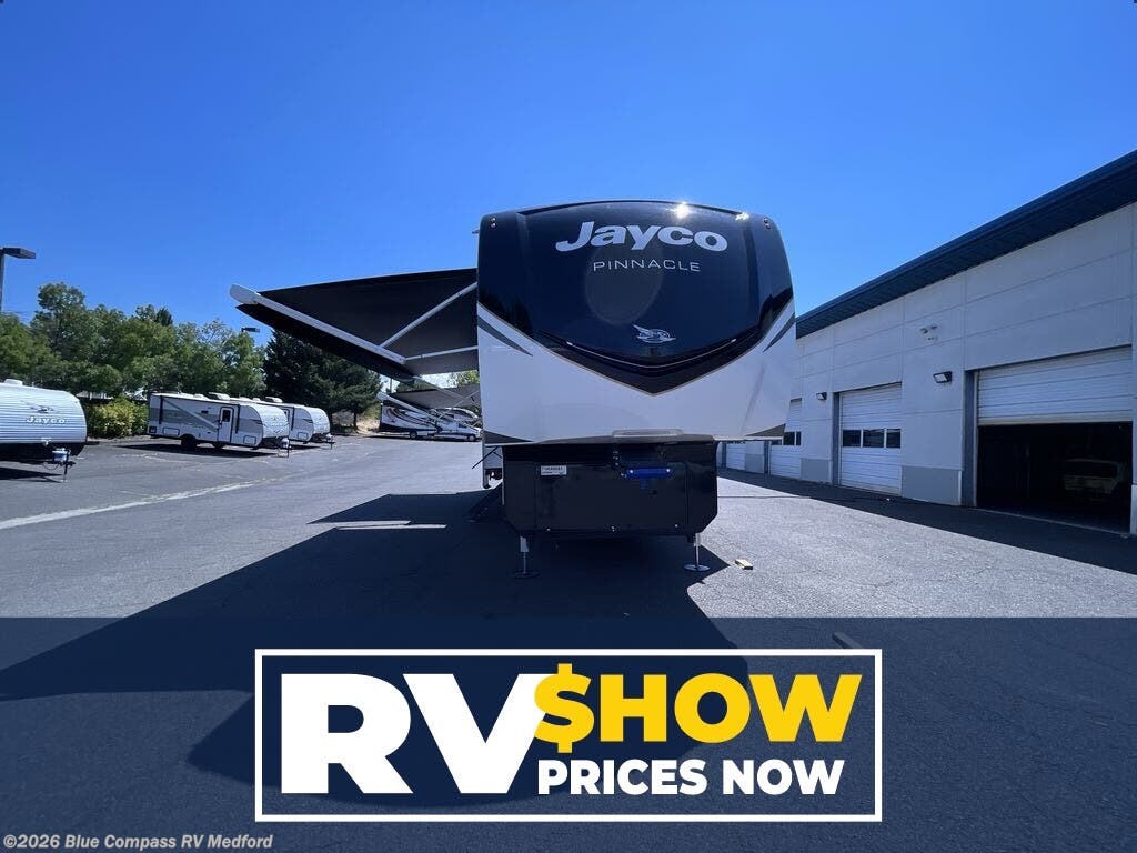 New 2026 Jayco Pinnacle 38FBRK available in Medford, Oregon