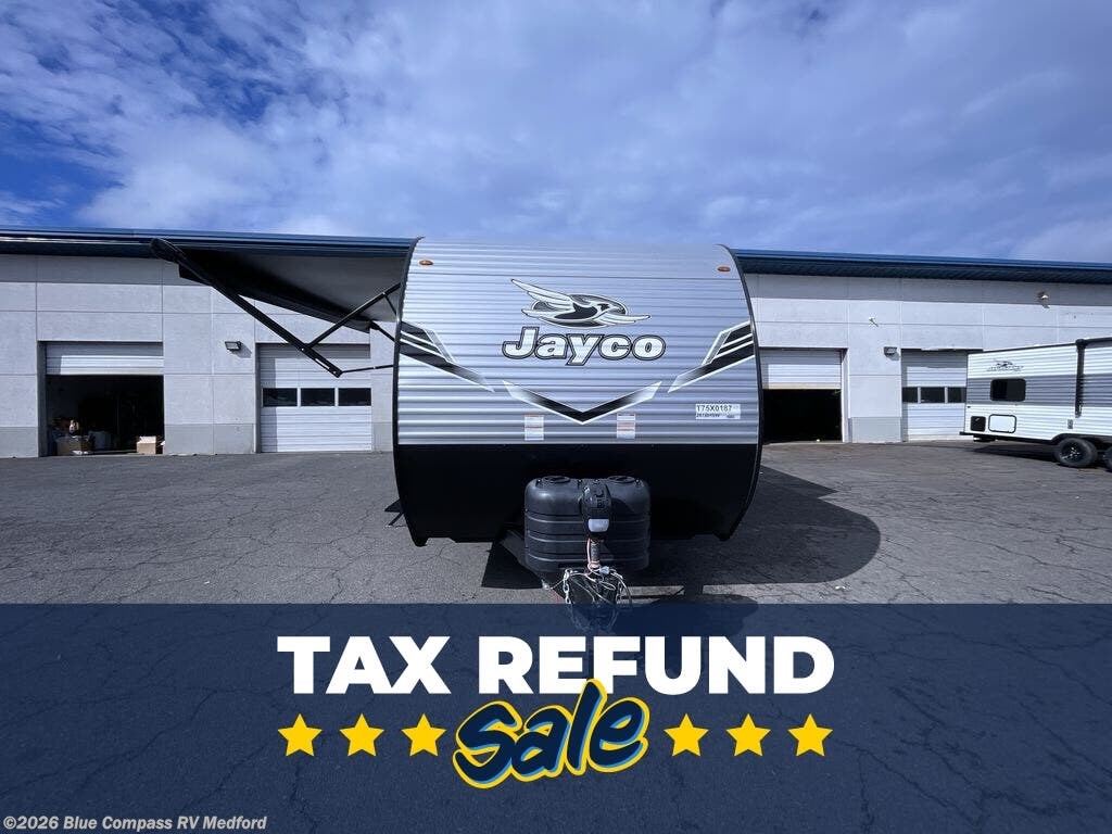 New 2026 Jayco Jay Flight SLX 261BHSW available in Medford, Oregon