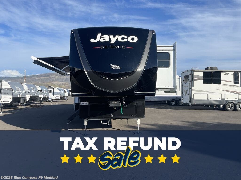 New 2026 Jayco Seismic 395 available in Medford, Oregon