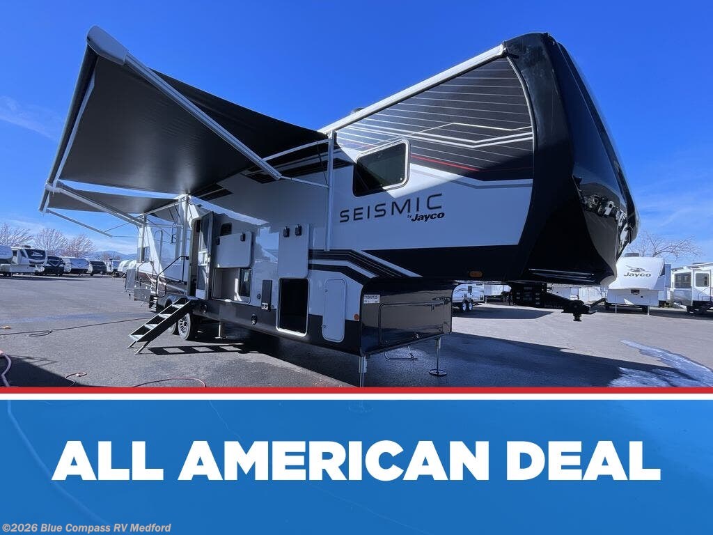 New 2026 Jayco Seismic 359 available in Medford, Oregon