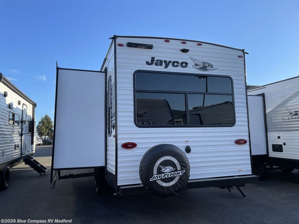 New 2026 Jayco Jay Flight SLX 262RLSW available in Medford, Oregon