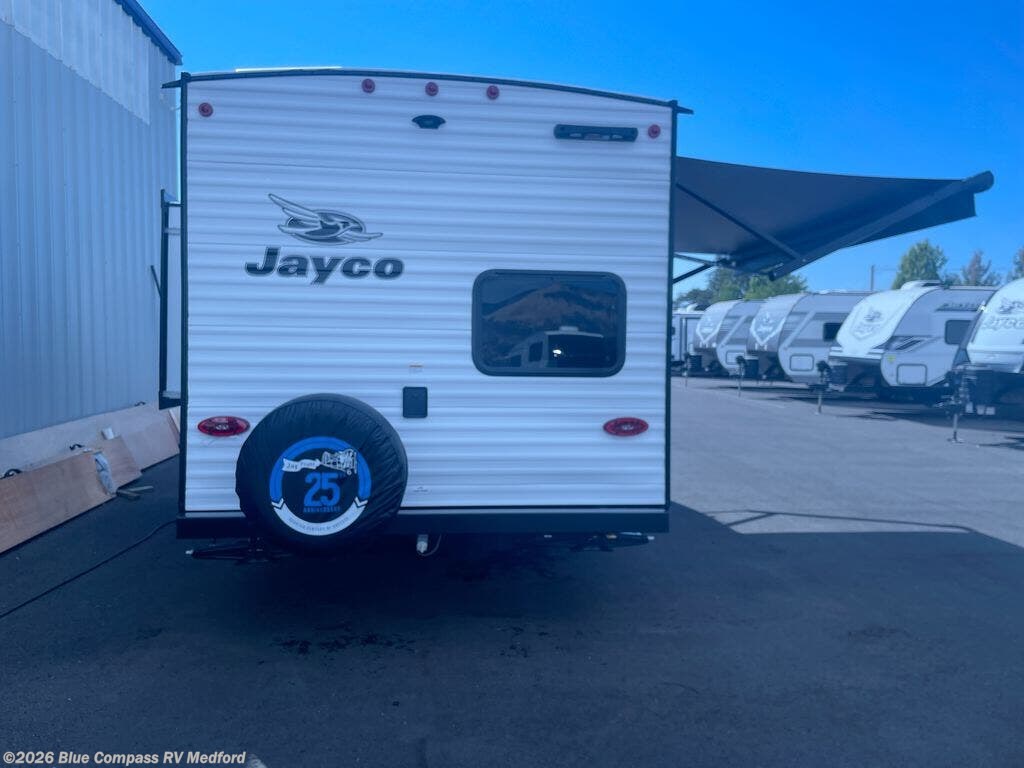 New 2027 Jayco Jay Flight 197MBW available in Medford, Oregon