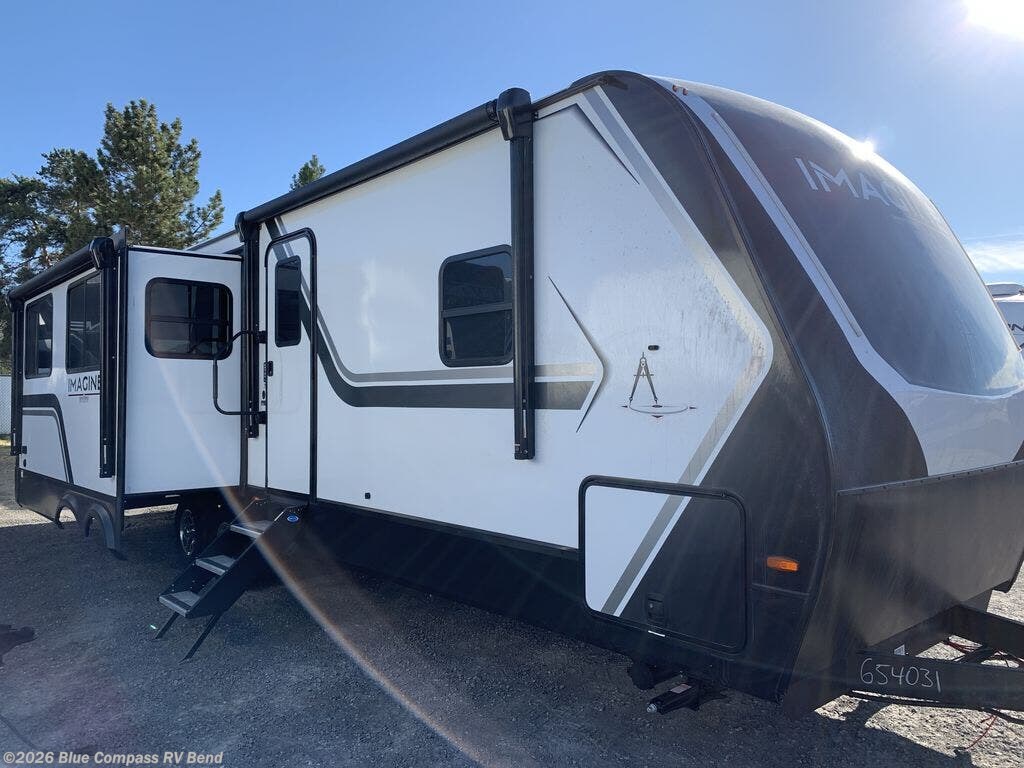 New 2025 Grand Design Imagine 2970RL available in Bend, Oregon