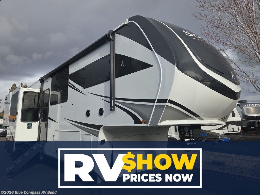 New 2026 Grand Design Solitude 390RK available in Bend, Oregon