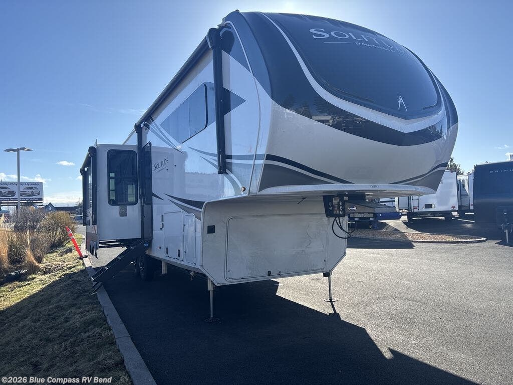 New 2026 Grand Design Solitude 310GK available in Bend, Oregon
