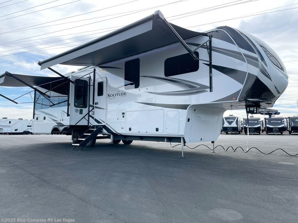 New 2025 Grand Design Solitude 370DV available in Las Vegas, Nevada