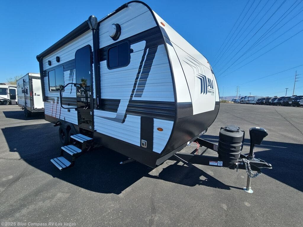 New 2026 Grand Design Momentum MAV 17MAV available in Las Vegas, Nevada