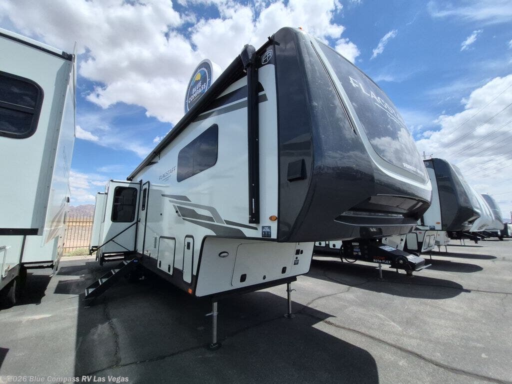 New 2026 Forest River Flagstaff Classic 404CRK available in Las Vegas, Nevada
