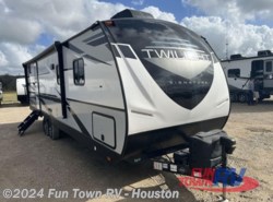 Used 2021 Cruiser RV Twilight Signature 2800 available in Wharton, Texas