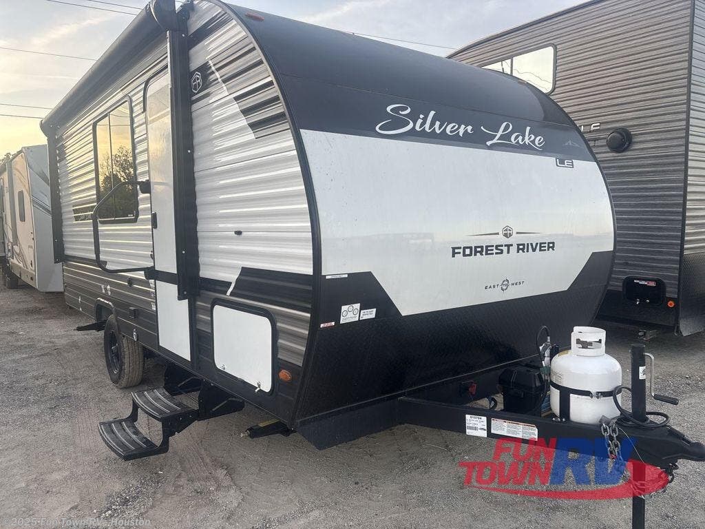 Used 2025 East to West Silver Lake 1610BHLE available in Wharton, Texas