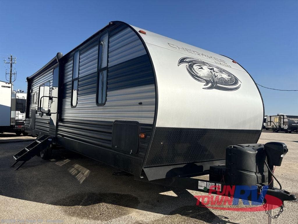 Used 2022 Forest River Cherokee 274RK available in Wharton, Texas