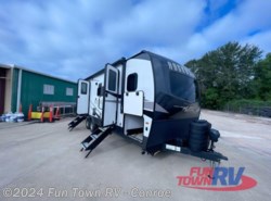 Used 2024 Forest River Rockwood Ultra Lite 2616BH available in Conroe, Texas