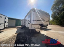 Used 2024 Shasta Phoenix 367BH available in Conroe, Texas