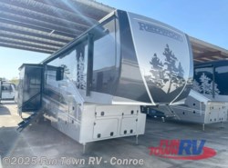 New 2025 Redwood RV Redwood 401LK available in Conroe, Texas