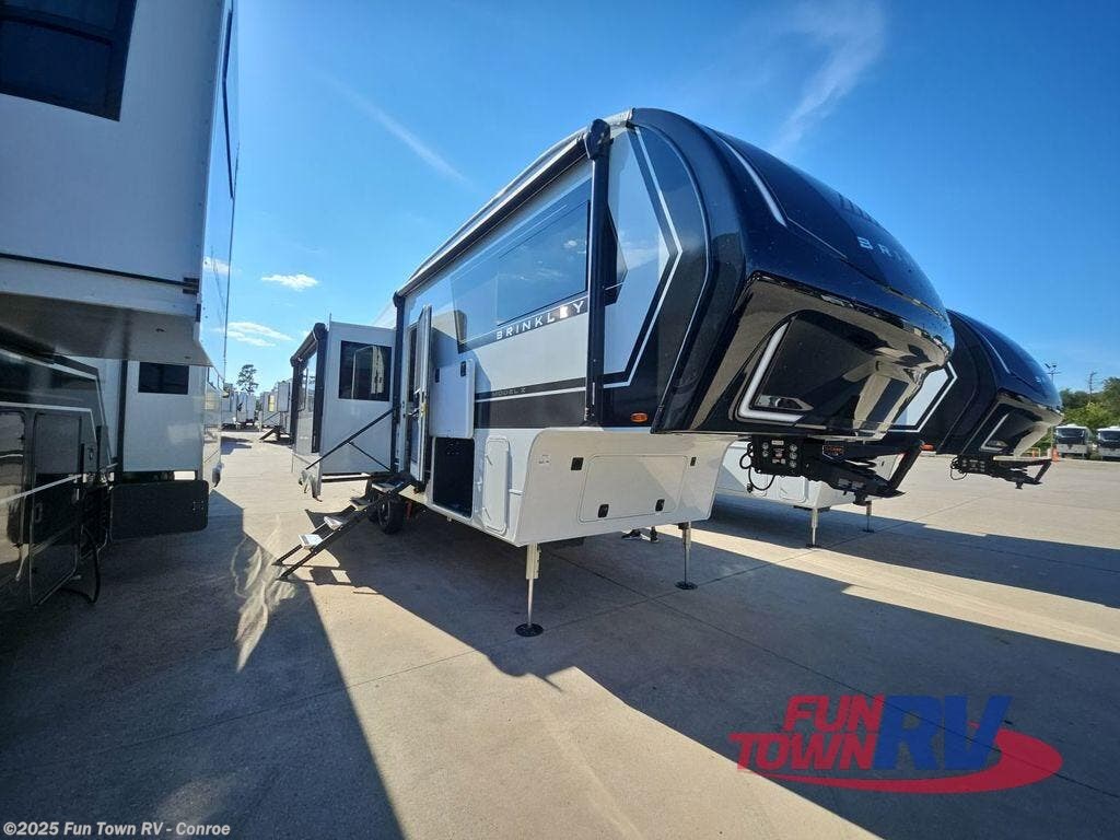 New 2026 Brinkley RV Model Z 2900 available in Conroe, Texas