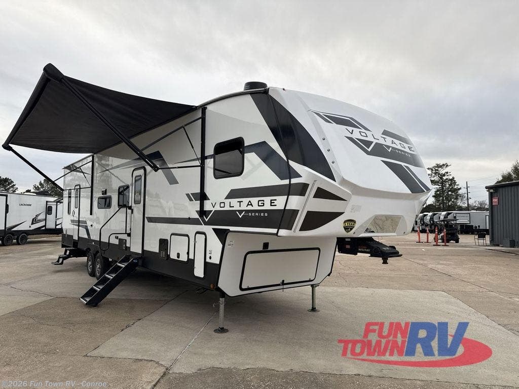 Used 2025 Dutchmen Voltage V3800 available in Conroe, Texas