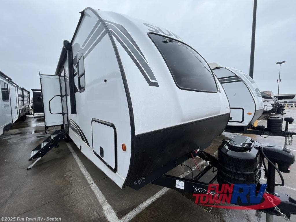 New 2025 CrossRoads Sunset Trail SS285CK available in Denton, Texas
