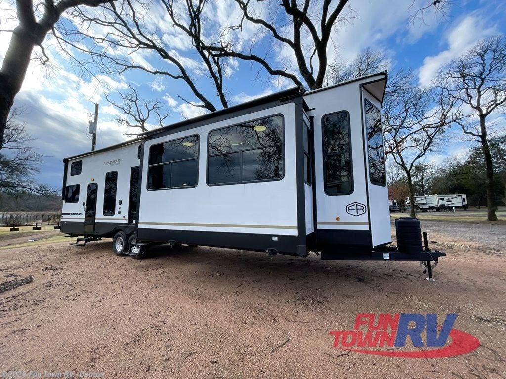 New 2025 Forest River Wildwood Grand Lodge 42FLDL available in Denton, Texas