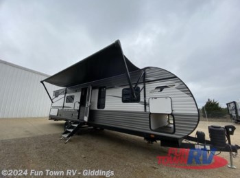 New 2024 Heartland Trail Runner 321BHQB available in Giddings, Texas