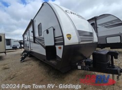 Used 2022 CrossRoads Cruiser Aire 33BHB available in Giddings, Texas