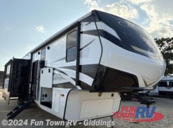 Used 2023 CrossRoads Cameo CE4041DB available in Giddings, Texas