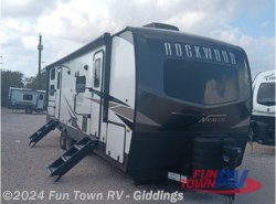 New 2025 Forest River Rockwood Ultra Lite 2706BH available in Giddings, Texas