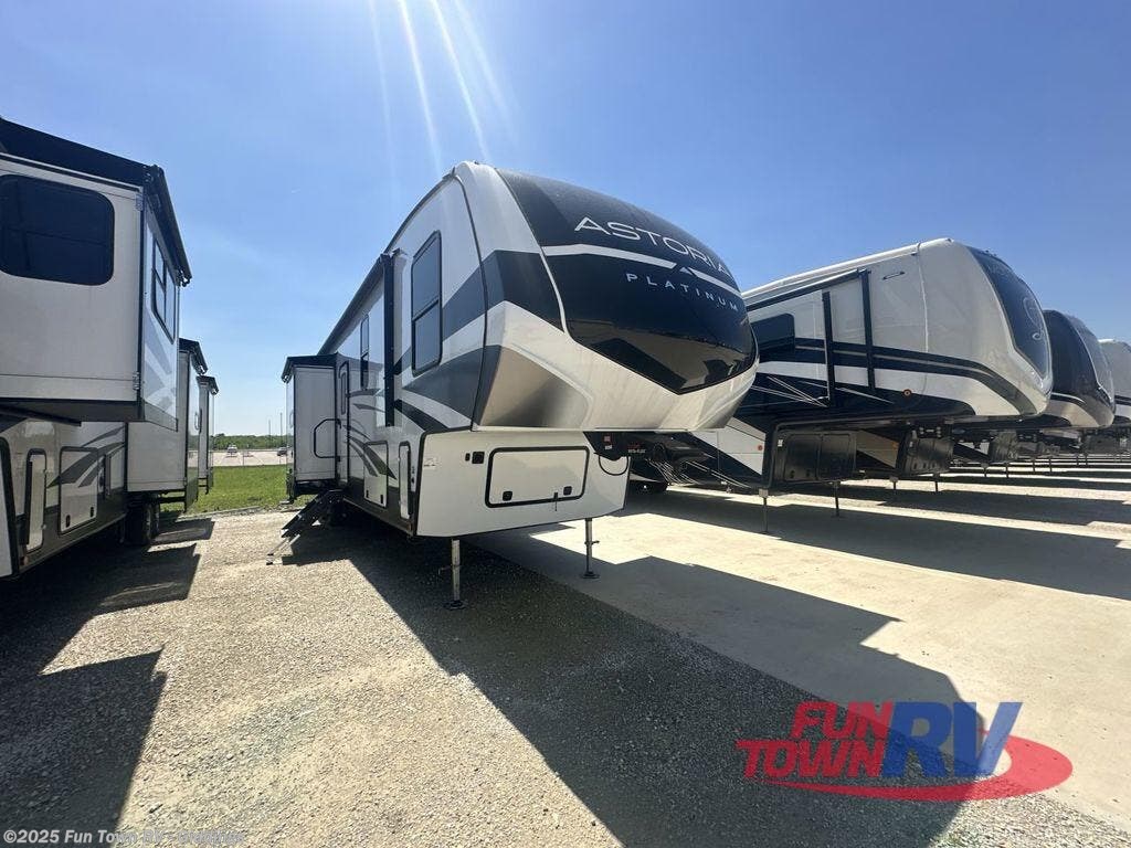 New 2025 Dutchmen Astoria 3603LFP available in Giddings, Texas