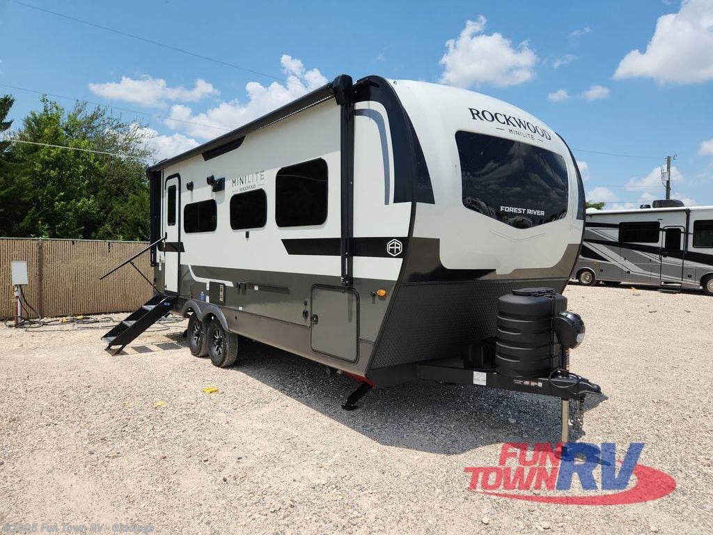 New 2026 Forest River Rockwood Mini Lite 2205S available in Giddings, Texas