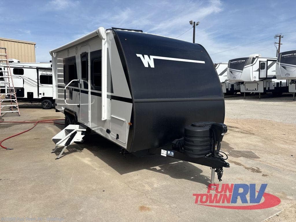New 2026 Winnebago Micro Minnie 2000TRB available in Giddings, Texas