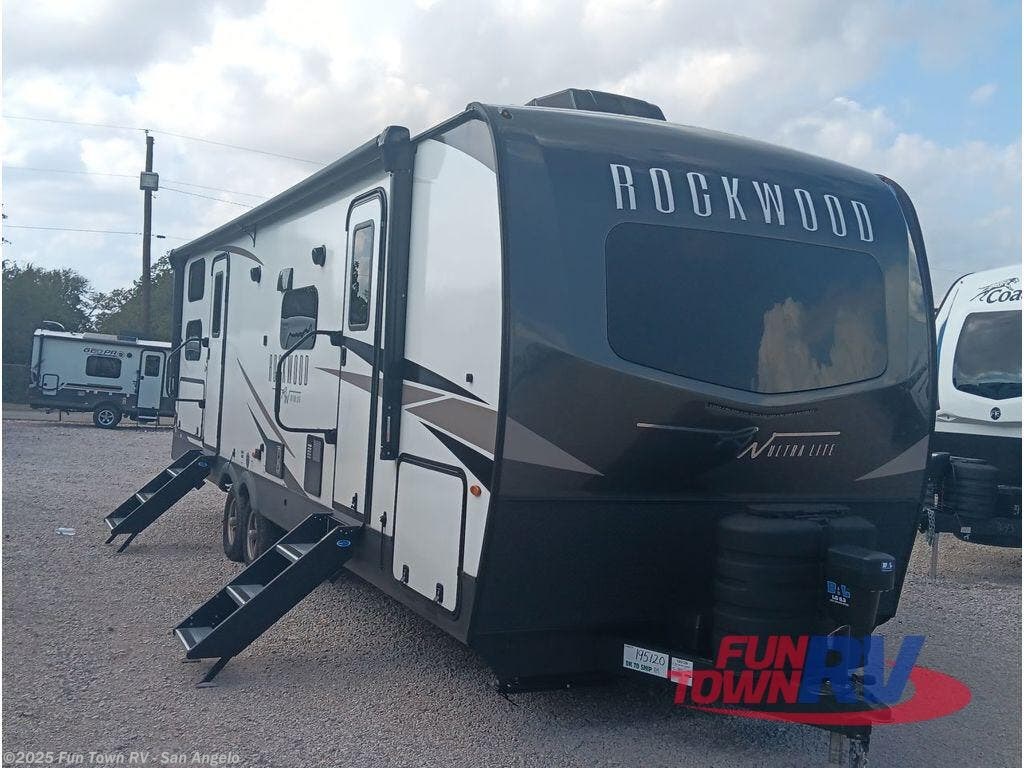 New 2025 Forest River Rockwood Ultra Lite 2706BH available in San Angelo, Texas