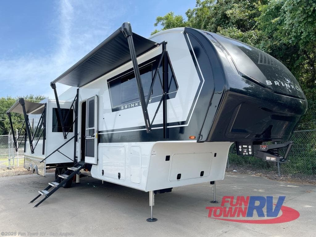 New 2026 Brinkley RV Model Z 3515 available in San Angelo, Texas