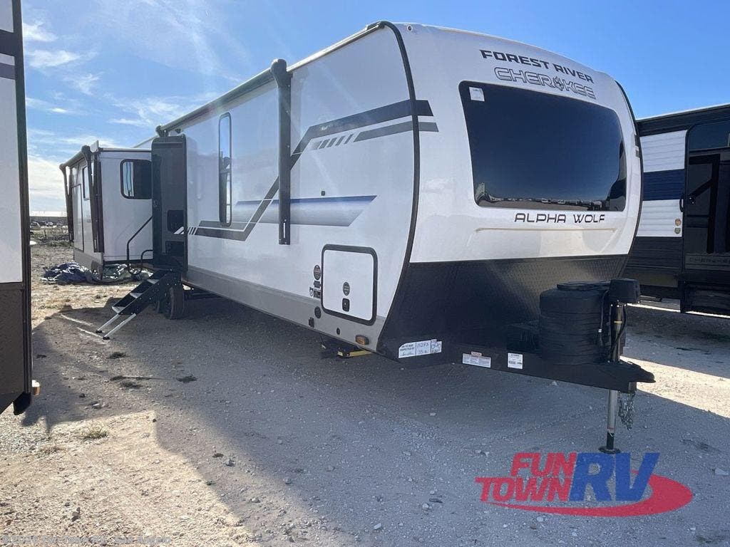 New 2025 Forest River Cherokee Alpha Wolf 33RL available in San Angelo, Texas