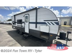 Used 2023 Gulf Stream Kingsport Ultra Lite 248BH available in Mineola, Texas