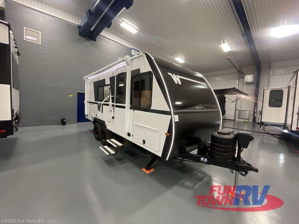 New 2026 Winnebago Micro Minnie 2100BH available in Mineola, Texas