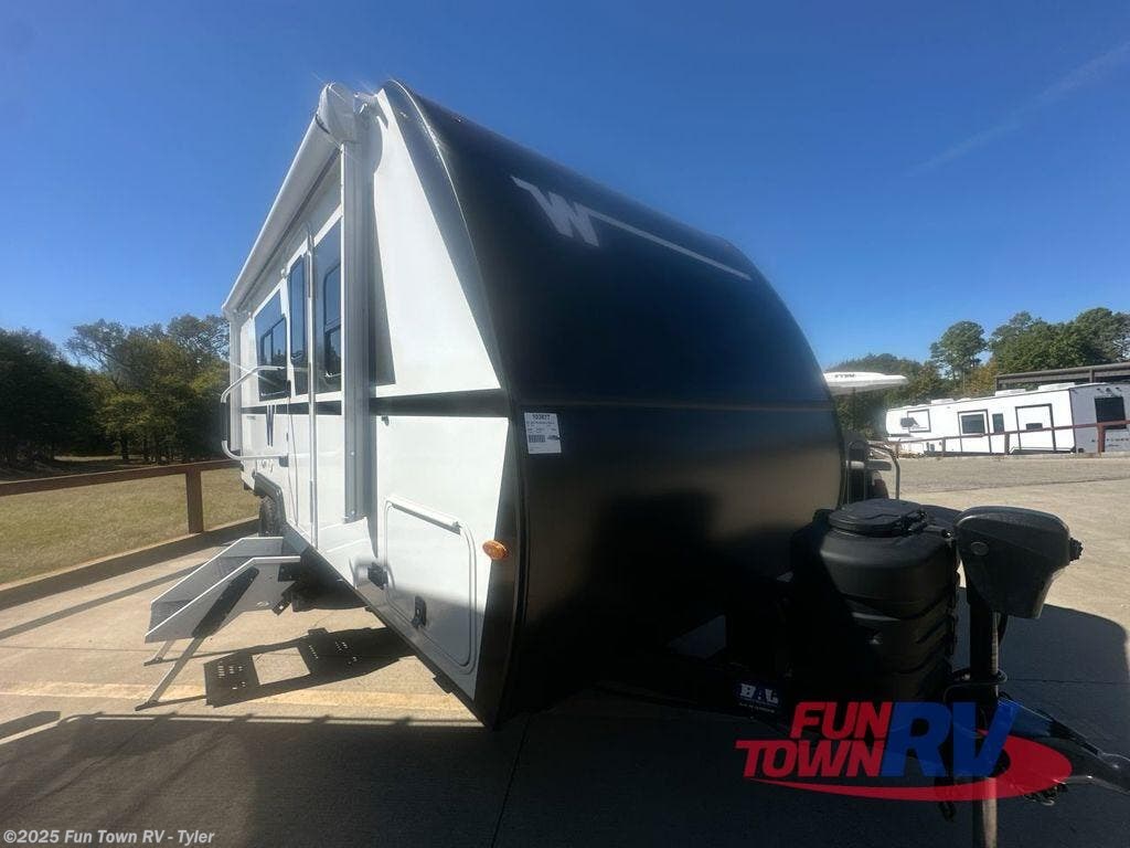 New 2026 Winnebago Micro Minnie 2108TB available in Mineola, Texas