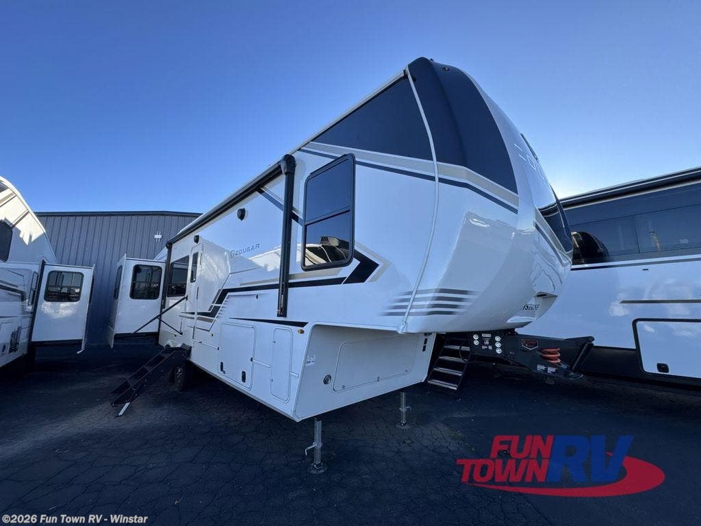 New 2026 Keystone Cougar 320RDS available in Thackerville, Oklahoma