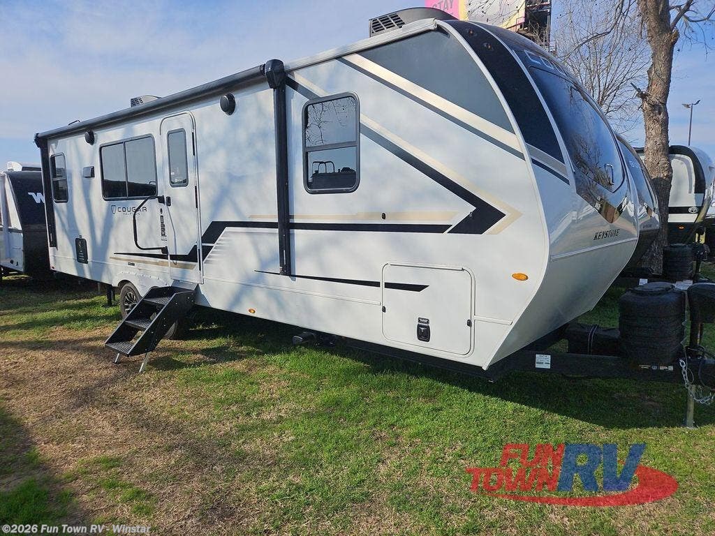 New 2026 Keystone Cougar Half-Ton 26LBW available in Thackerville, Oklahoma