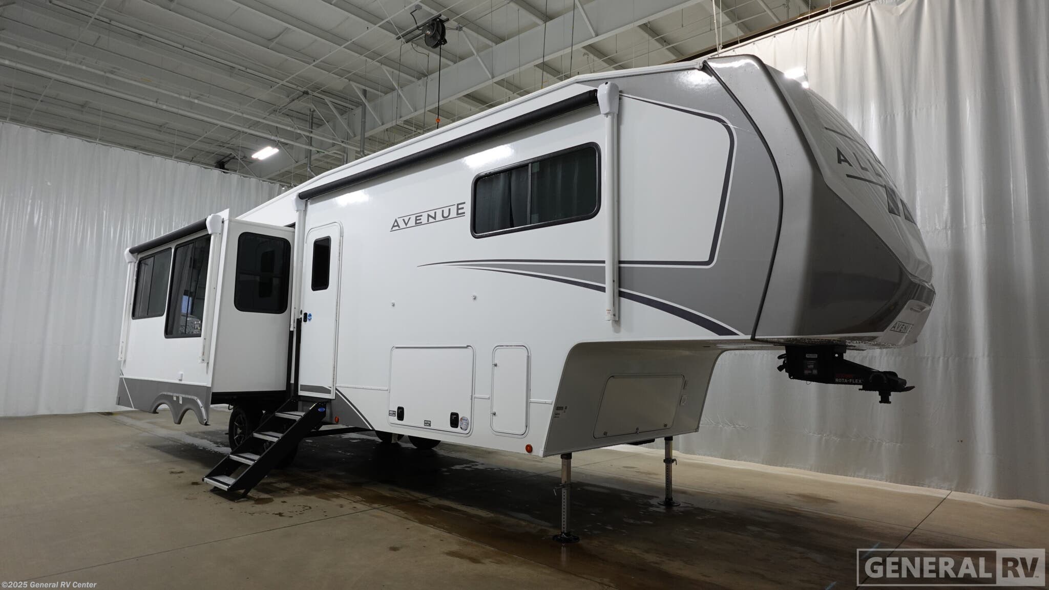 New 2026 Alliance RV Avenue 32RLS available in Clarkston, Michigan