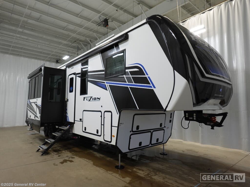New 2025 Keystone Fuzion 373 available in Clarkston, Michigan