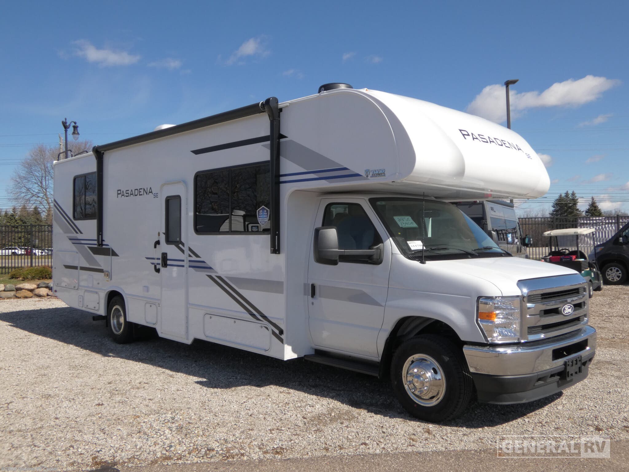 New 2026 Thor Motor Coach Pasadena SE28 available in Clarkston, Michigan
