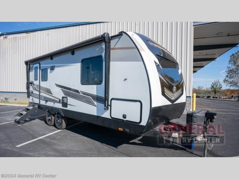 Cruiser Radiance Ultra Lite 21RB Travel Trailer For Sale