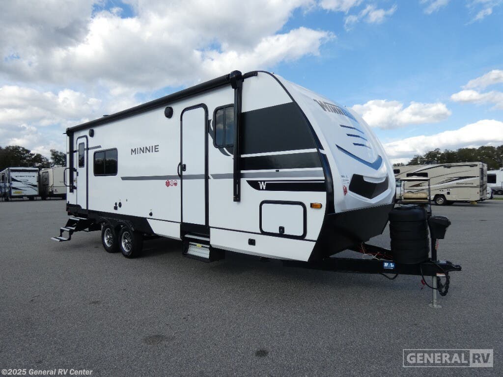 New 2025 Winnebago Minnie 2529RG available in Ocala, Florida