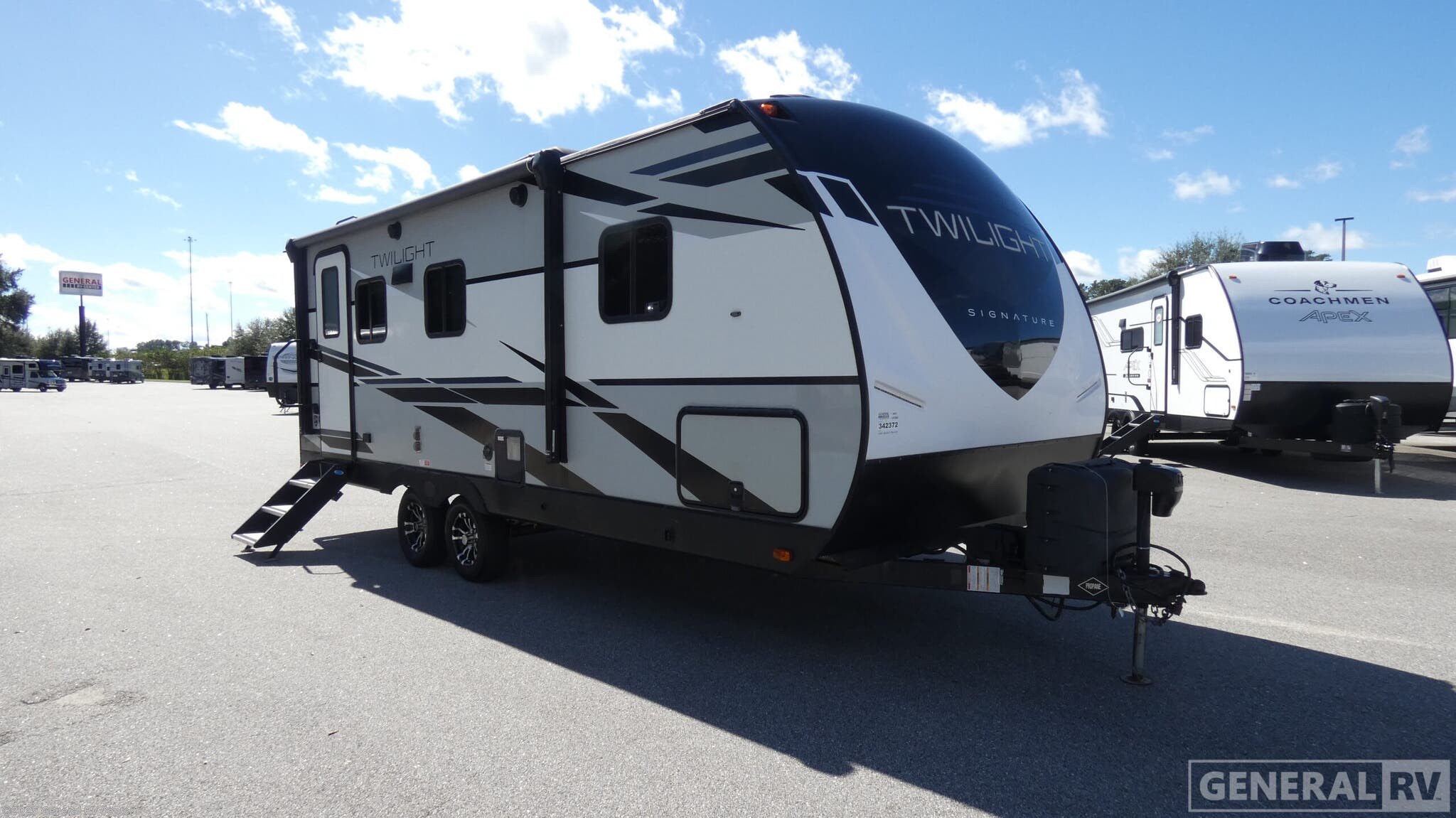 Used 2021 Cruiser RV Twilight Signature 2100 available in Ocala, Florida