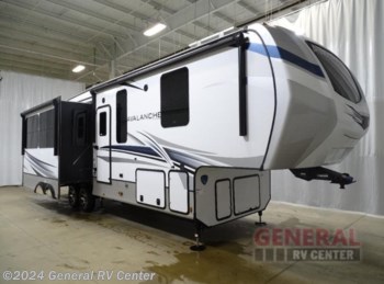 New 2022 Keystone Avalanche 312RS available in Dover, Florida