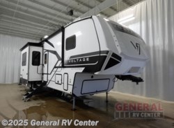 New 2025 Dutchmen Voltage V-Series 3850 available in Dover, Florida