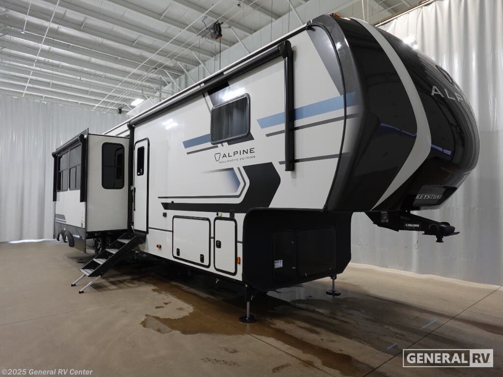 New 2026 Keystone Avalanche 390DS available in Dover, Florida